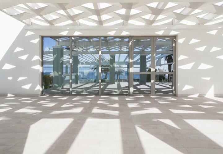 ENTRANCE DOORS-SLIDE